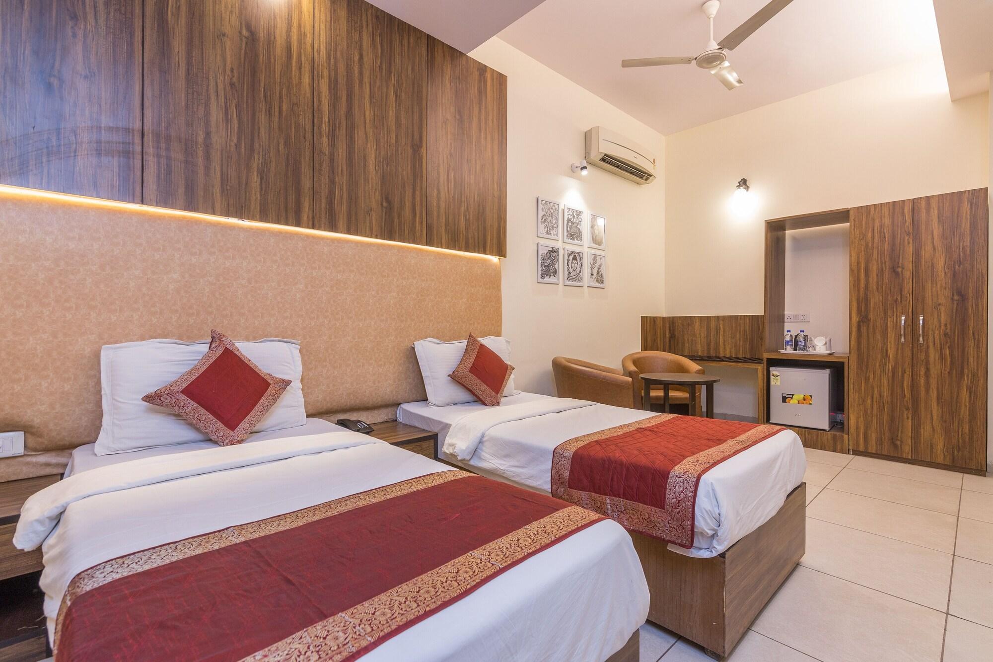 Rupam Hotel Delhi  Exterior foto