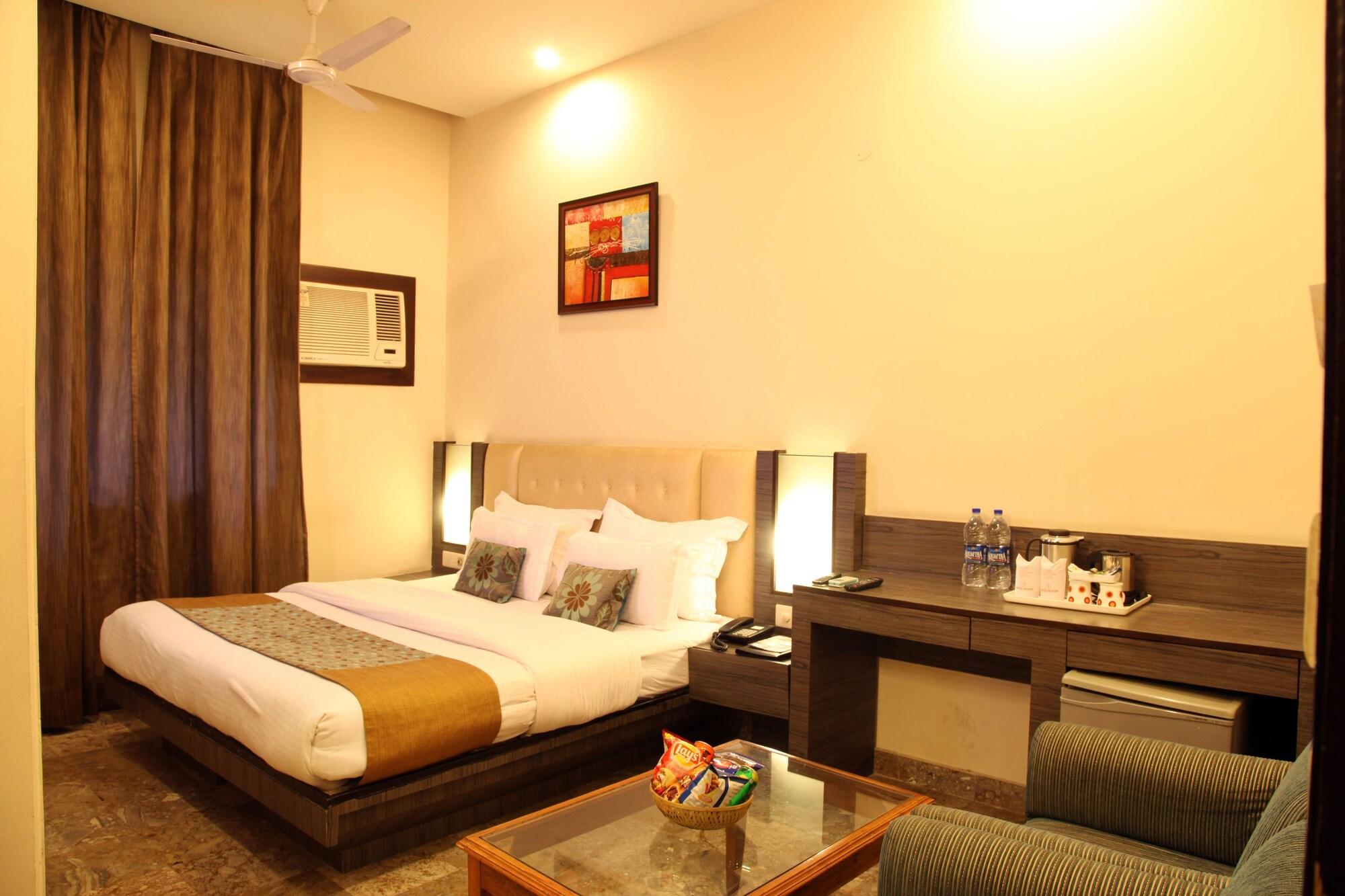 Rupam Hotel Delhi  Exterior foto