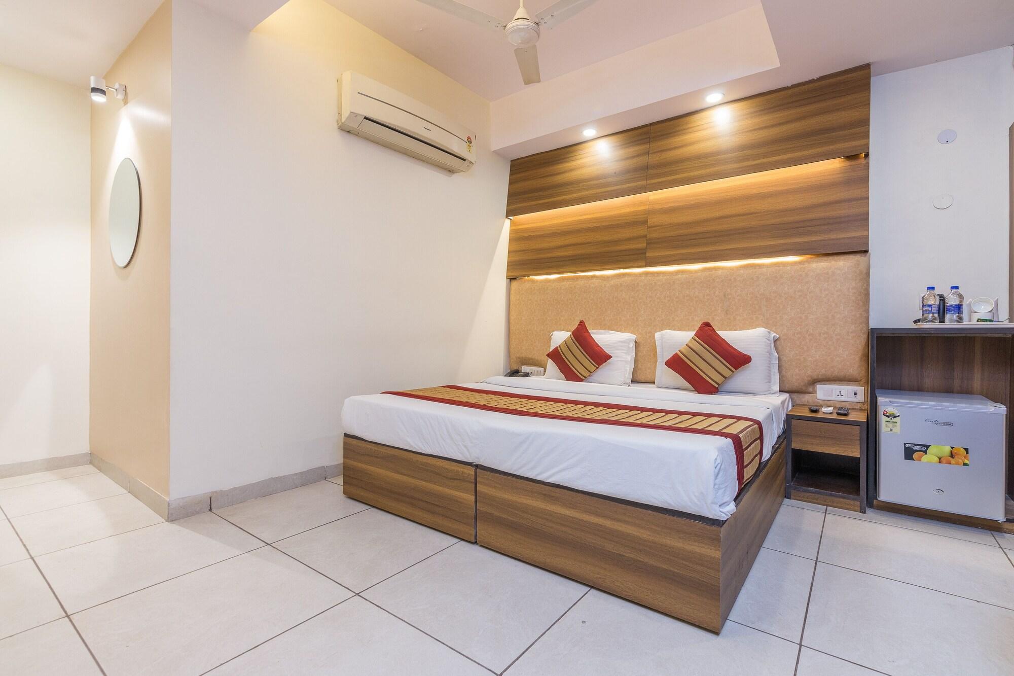 Rupam Hotel Delhi  Exterior foto